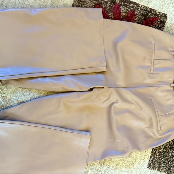 House of Harlow 1960 Camel Faux Leather Women's Trousers - Picture 3 of 3